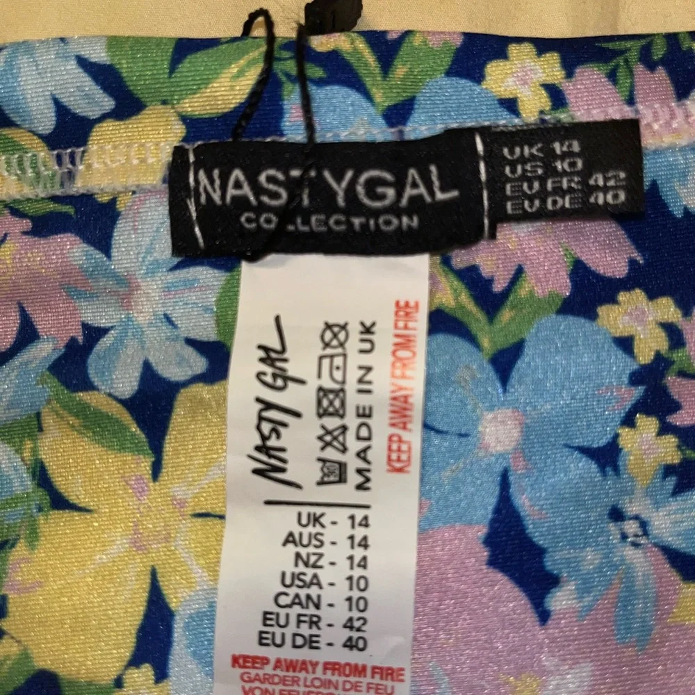 NWT, Nasty Gal 2 Piece, Size 10 - Picture 5 of 12